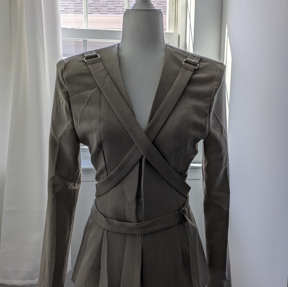 PLT Label Collection - Brand new, no Tags. Size US 4. Final Sale